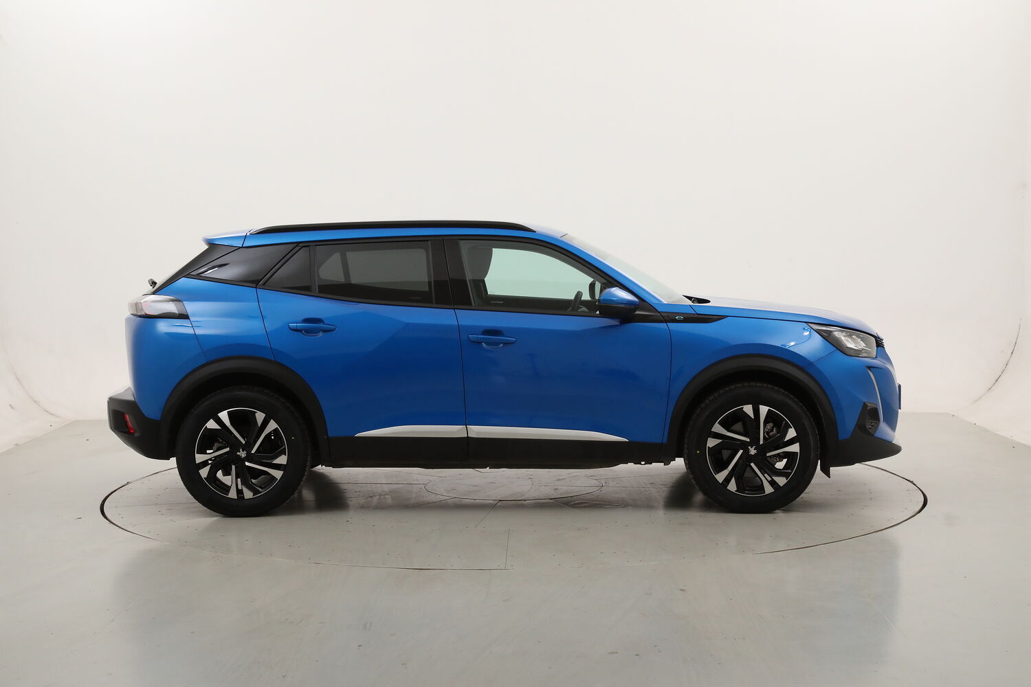 Peugeot 2008 Allure Pack usata del 2021 con 53.092 km