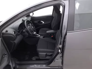 Toyota Yaris Hybrid Business 1.5 Full Hybrid 116CV Automatico Sedili