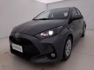 Toyota Yaris Hybrid Business 1.5 Full Hybrid 116CV Automatico Visione frontale
