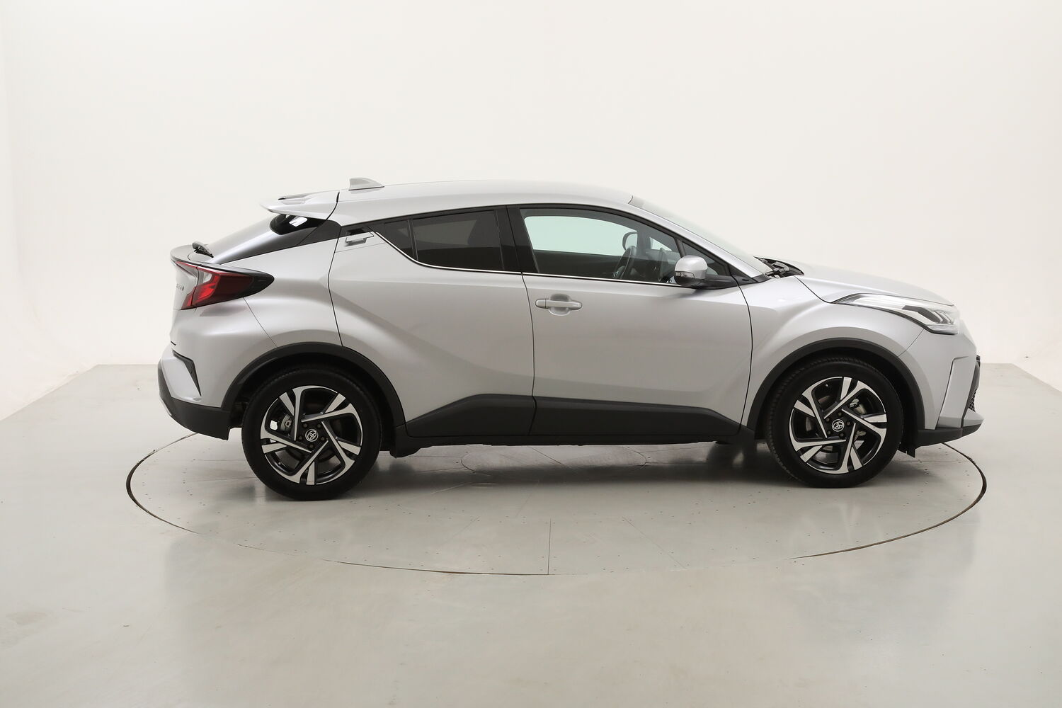 Toyota C-HR Hybrid Business usata del 2024 con 8.143 km