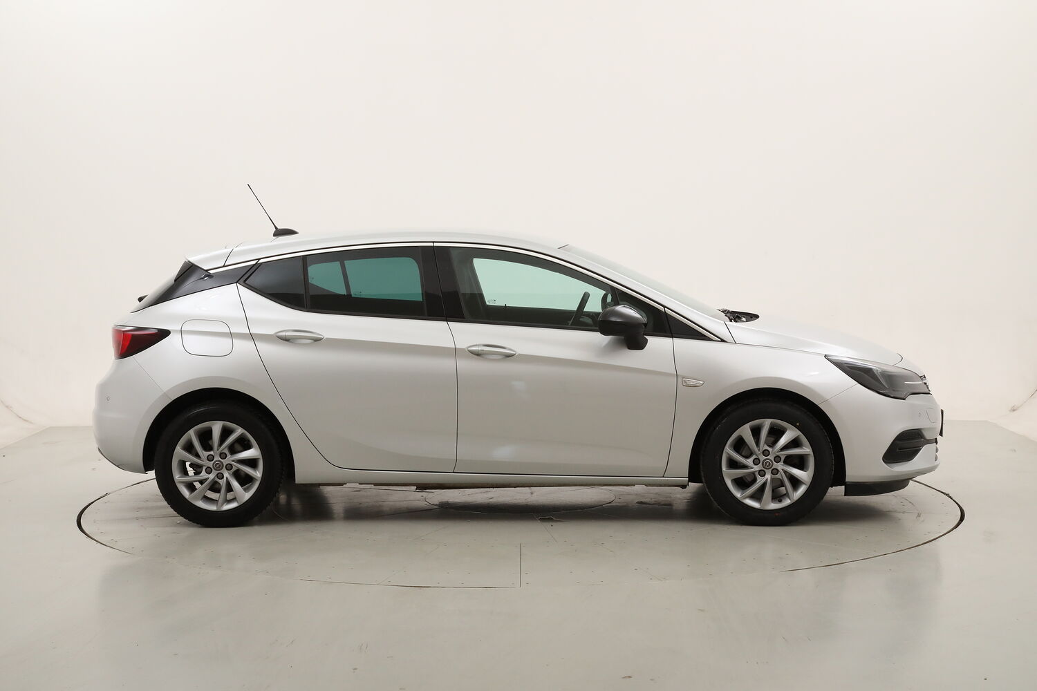 Opel Astra Business Elegance usata del 2021 con 111.485 km