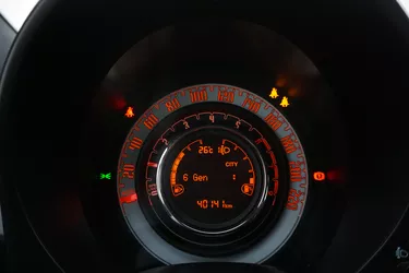 Fiat 500 Cult 1.0 Mild Hybrid 70CV Manuale Interni