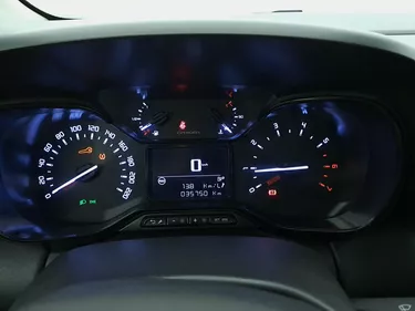 Citroen C3 Aircross Feel 1.2 Benzina 110CV Manuale Interni