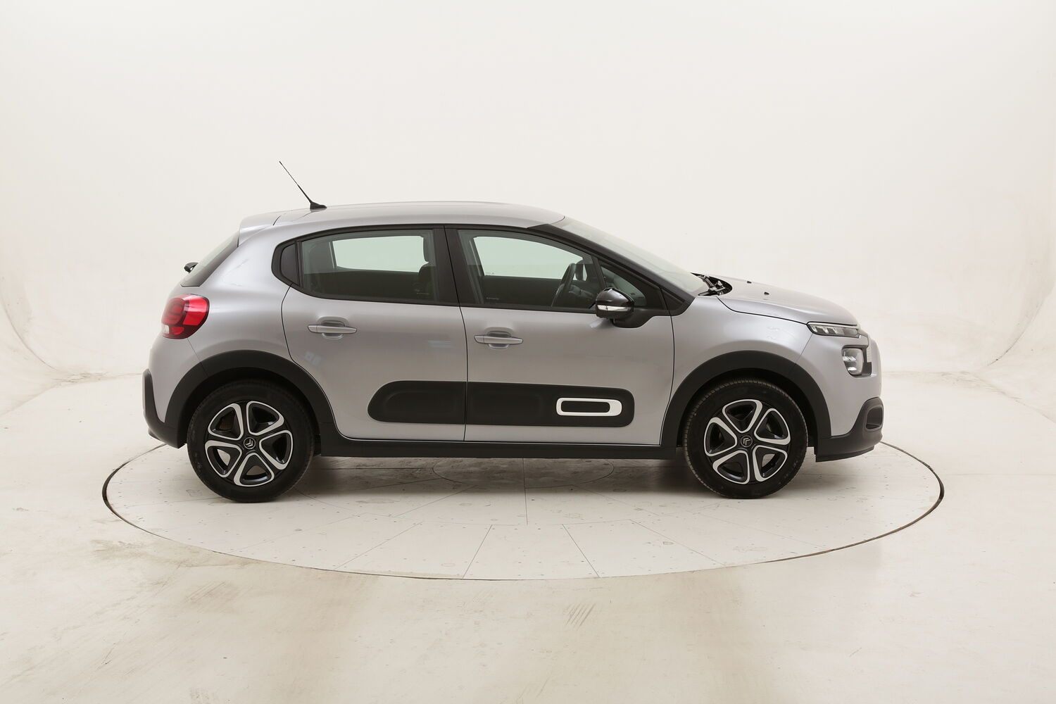 Citroen C3 Feel Pack usata del 2021 con 29.747 km