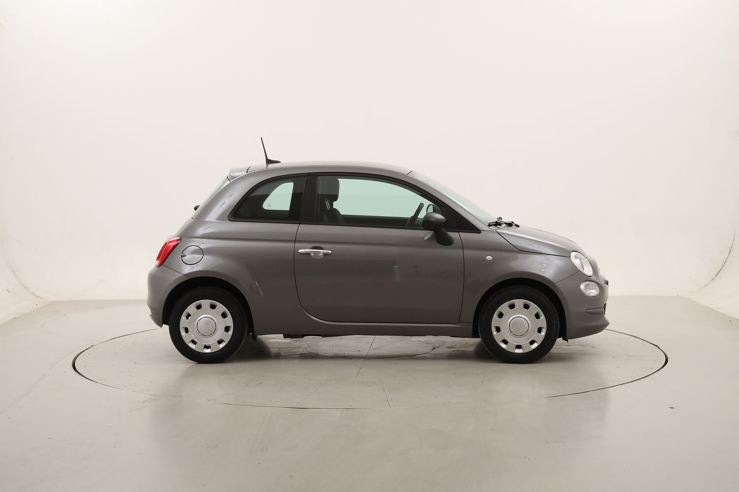 Fiat 500 Hybrid Cult usata del 2022 con 47.349 km