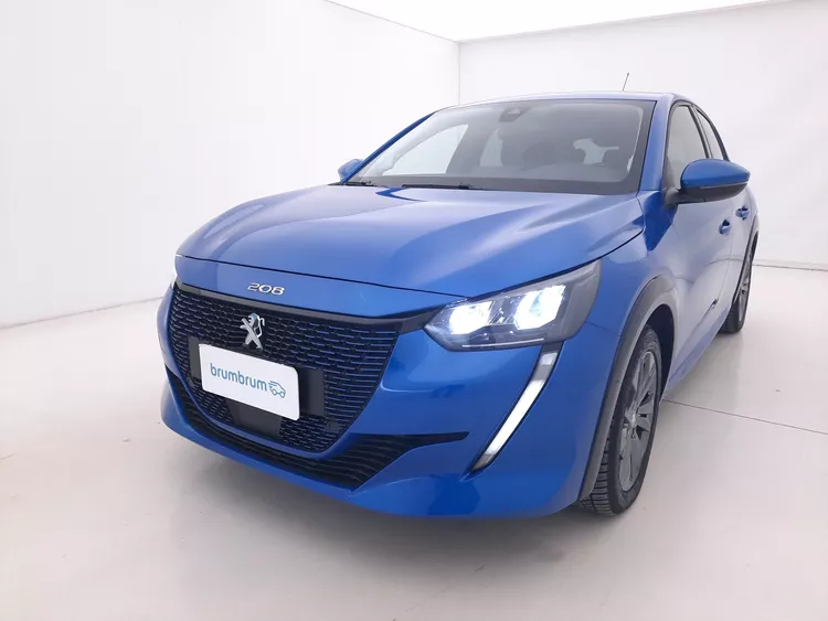 Peugeot 208 Allure Elettrico 136CV Automatico Visione frontale Peugeot 208 Allure Elettrico 136CV Automatico Visione frontale