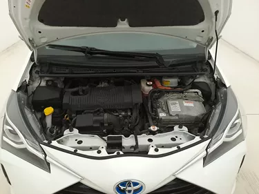 Toyota Yaris Hybrid Business 1.5 Full Hybrid 101CV Automatico Vano motore