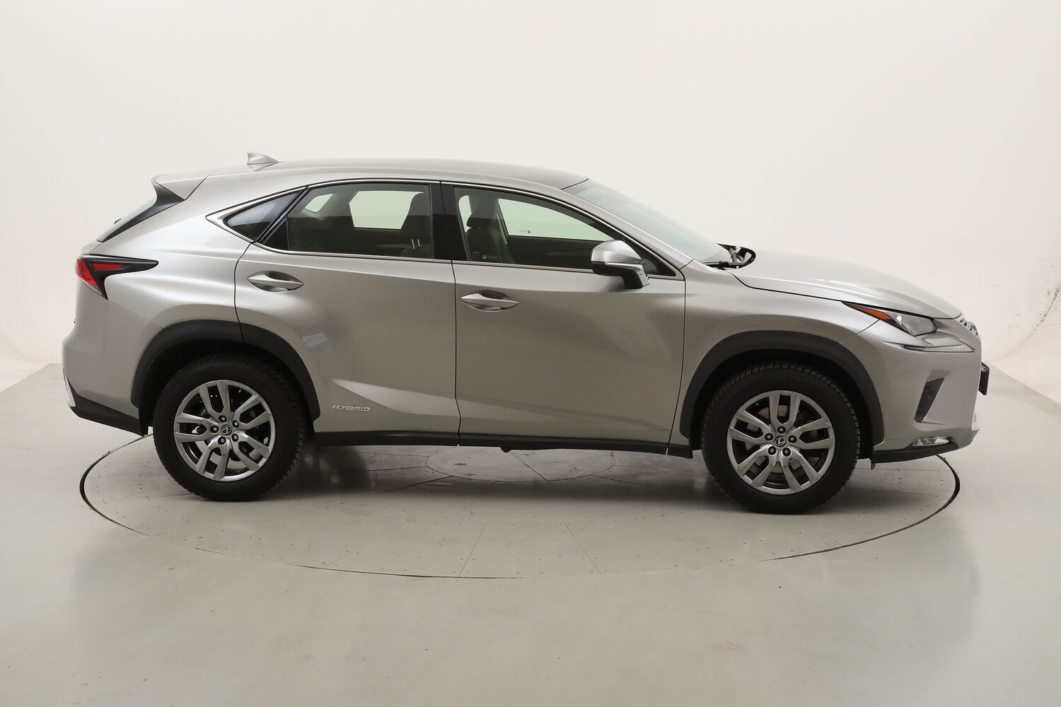 Lexus NX Hybrid Premium 4WD usata del 2020 con 94.096 km