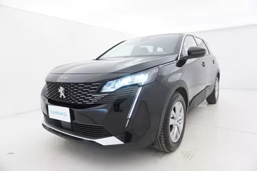 Peugeot 5008 Active Business EAT8 - 7 POSTI 1.5 Diesel 131CV Automatico Visione frontale