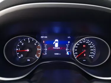 Jeep Compass Limited 4WD Auto 2.0 Diesel 140CV Automatico Interni