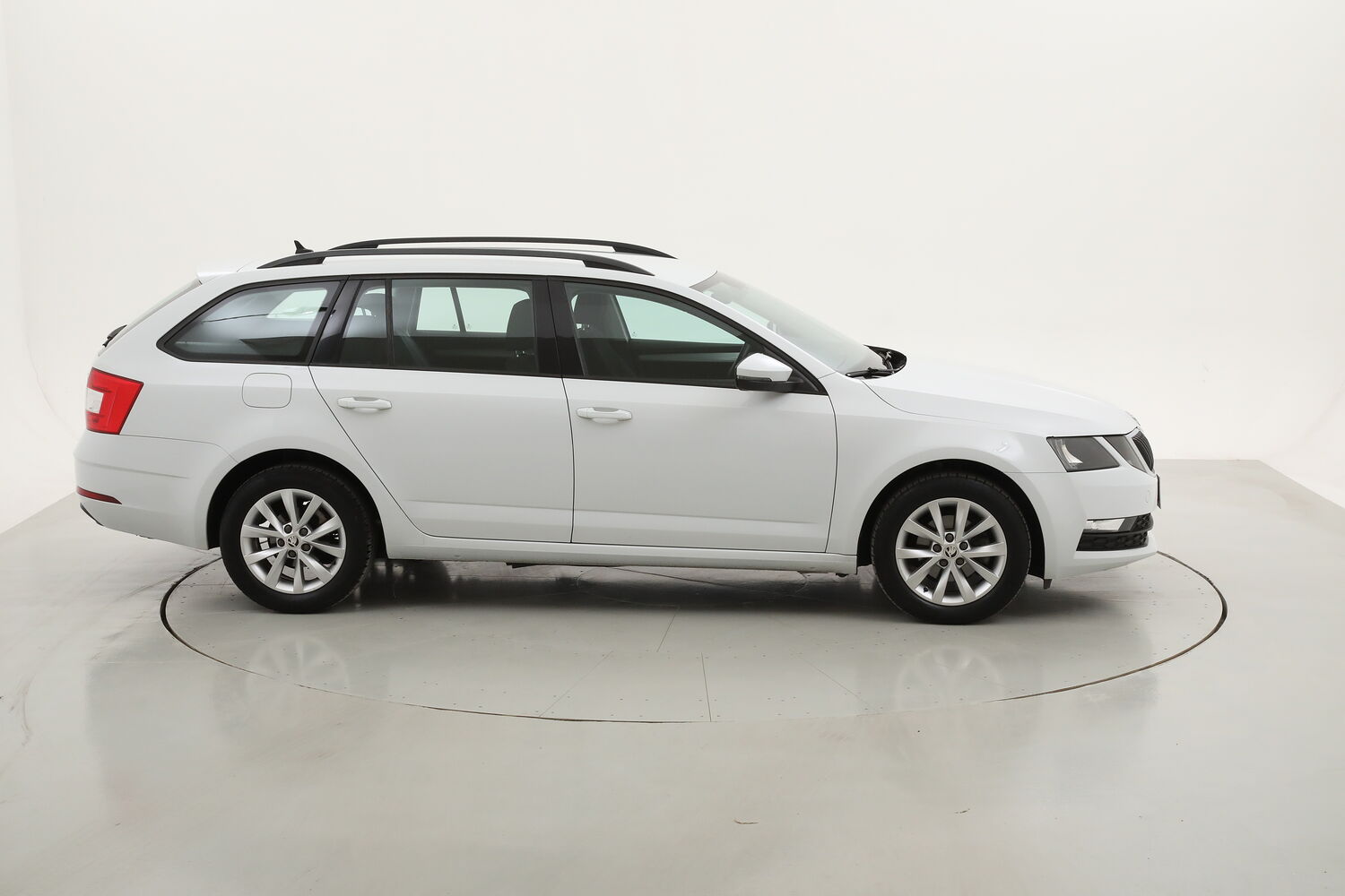 Skoda Octavia Wagon Executive usata del 2019 con 102.684 km