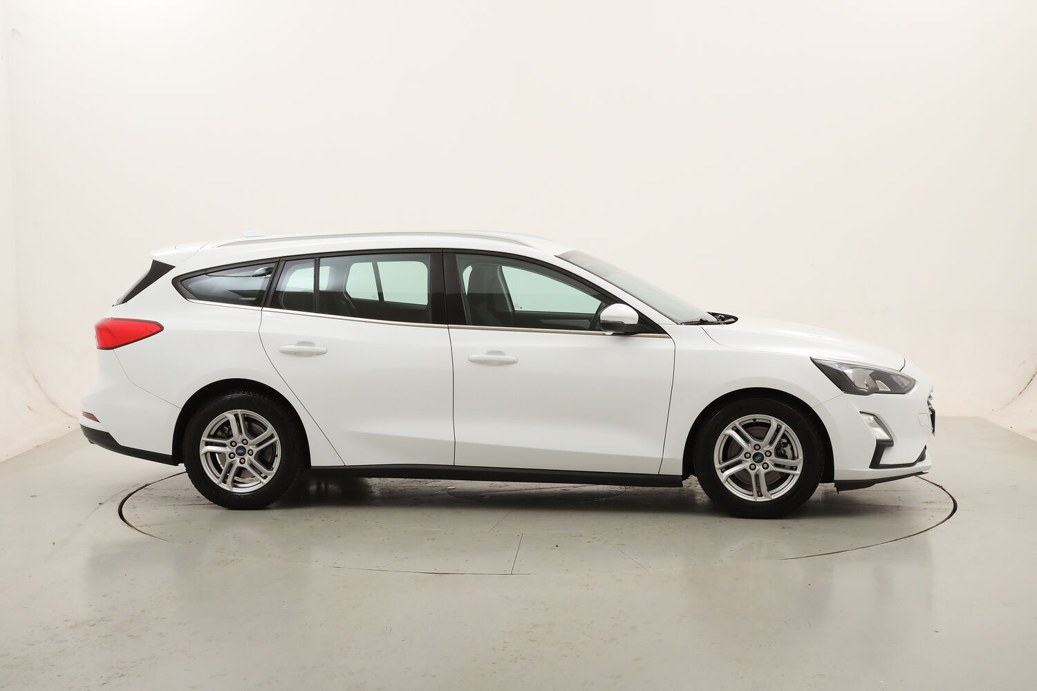 Ford Focus SW Business usata del 2019 con 107.927 km