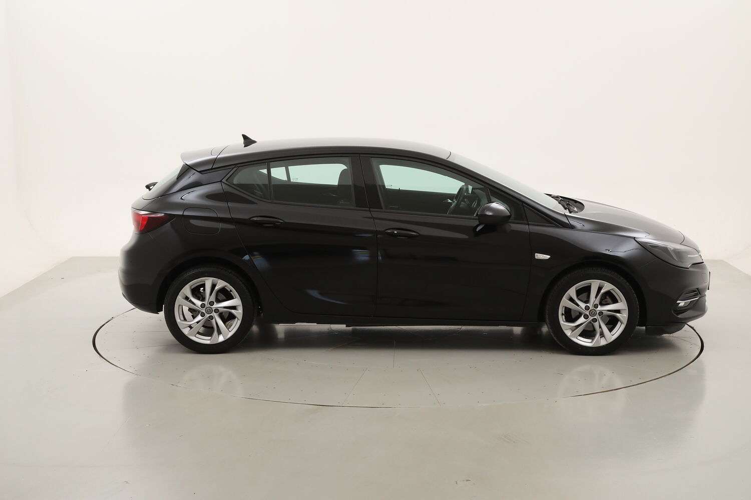Opel Astra GS Line AT9 usata del 2021 con 77.713 km