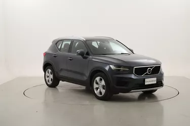 Volvo XC40 T3 Momentum Pro Geartronic 1.5 Benzina 163CV Automatico Volvo XC40 T3 Momentum Pro Geartronic 1.5 Benzina 163CV Automatico