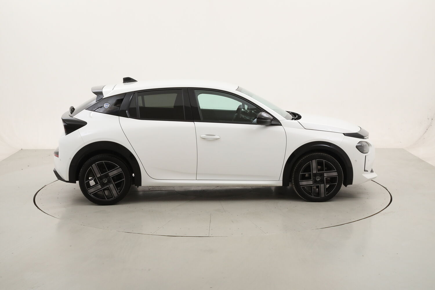 Lancia Ypsilon Hybrid LX e-DCT usata del 2025 con 11.138 km