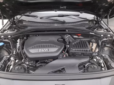 BMW Serie 1 120d Advantage 2.0 Diesel 190CV Automatico Vano motore