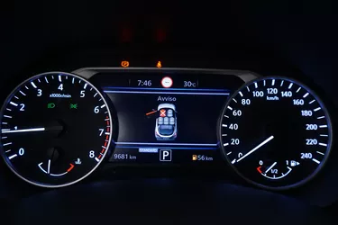 Nissan Juke N-Connecta DCT 1.0 Benzina 114CV Automatico Interni