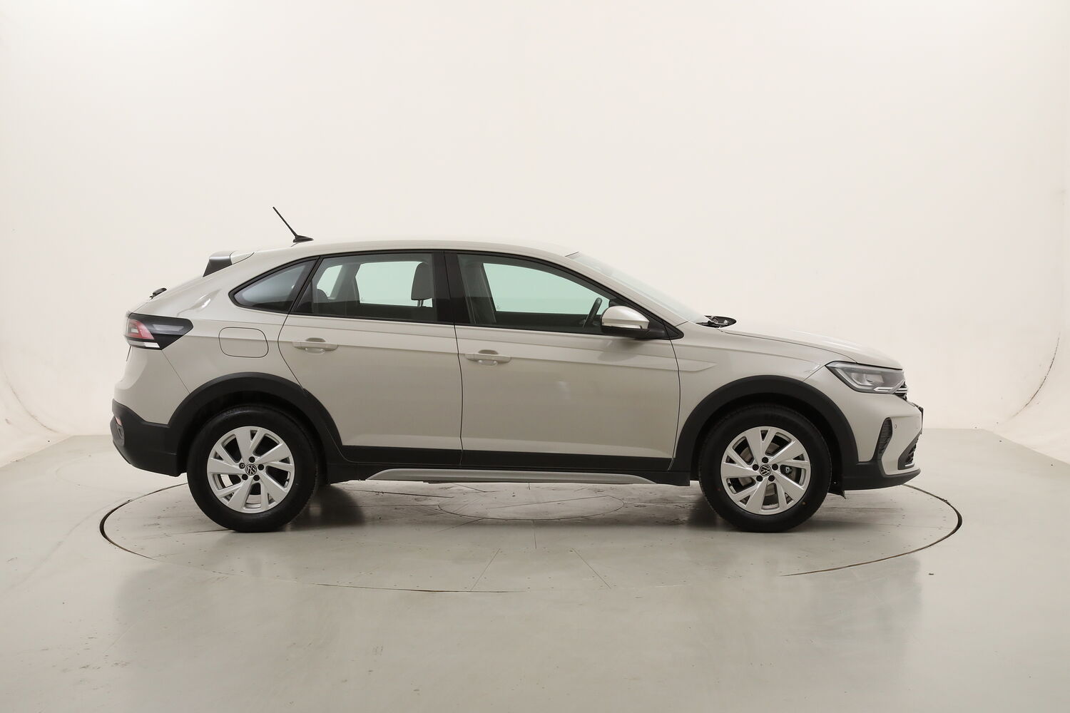 Volkswagen Taigo Life usata del 2023 con 123.990 km