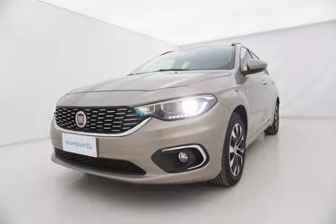 Fiat Tipo SW Lounge 1.6 Diesel 120CV Manuale Visione frontale