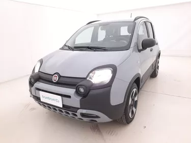 Fiat Panda Hybrid City Cross 1.0 Mild Hybrid 70CV Manuale Visione frontale