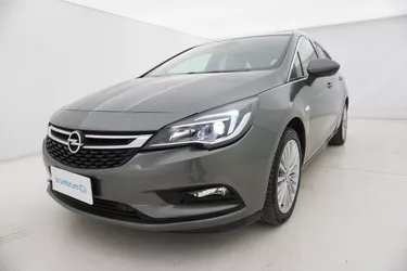 Opel Astra ST Innovation 1.6 Diesel 110CV Manuale Visione frontale