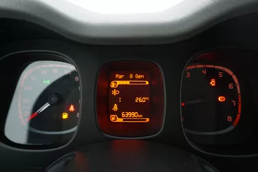 Fiat Panda Hybrid City Cross 1.0 Mild Hybrid 70CV Manuale Interni