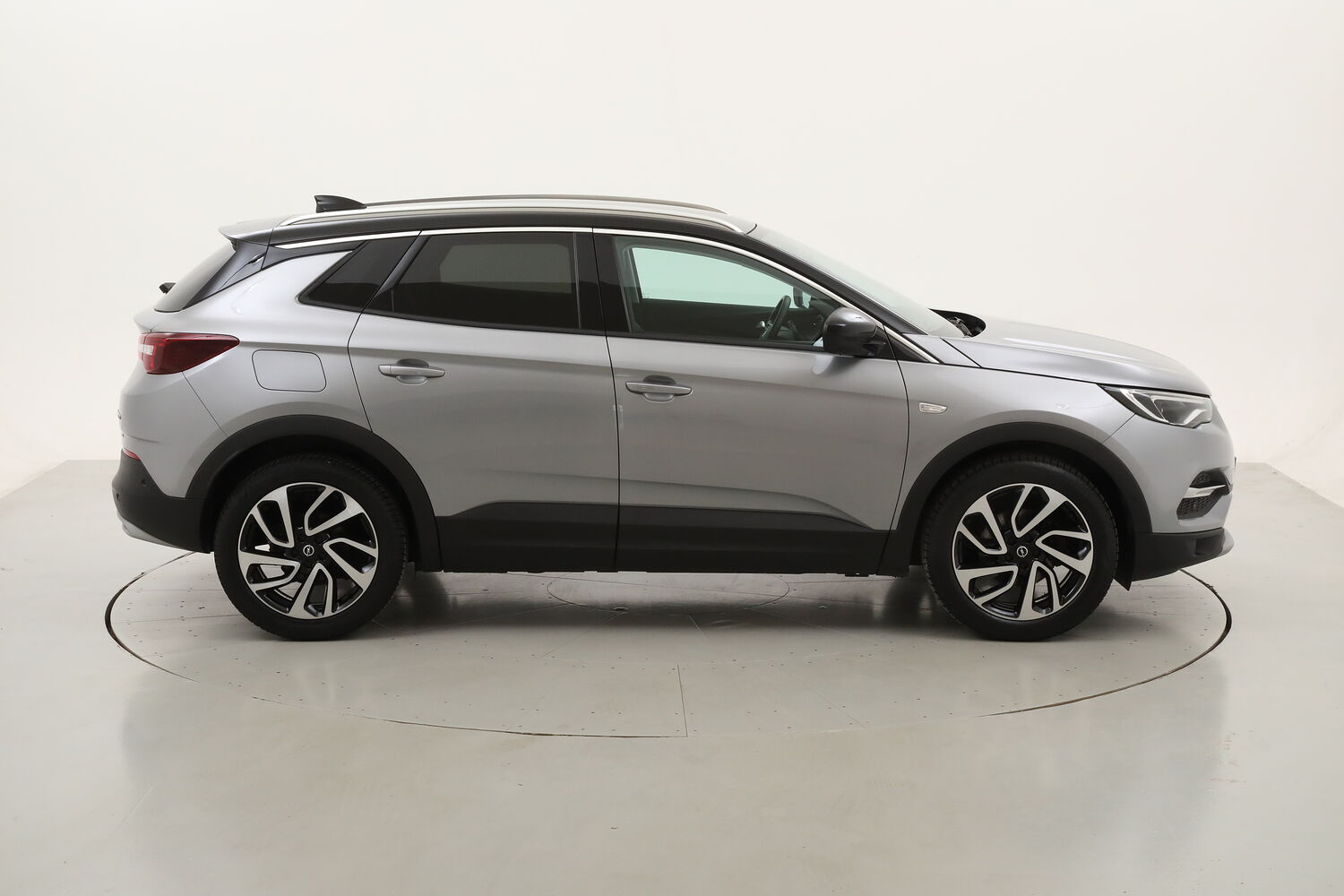 Opel Grandland Ultimate AT8 usata del 2019 con 80.695 km