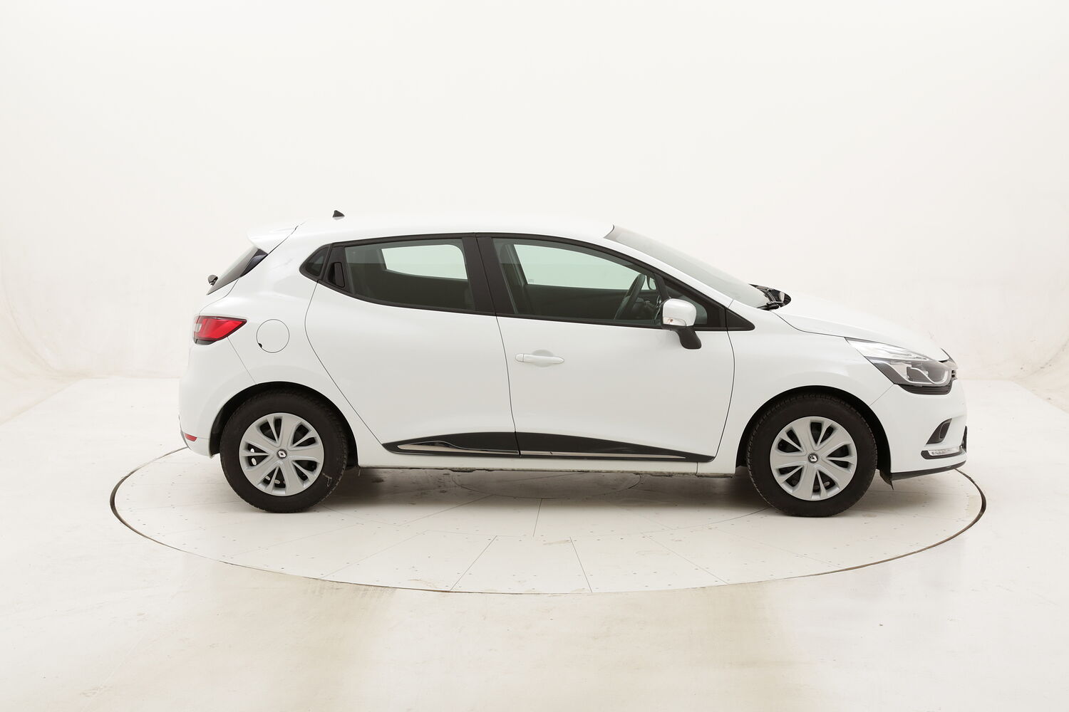Renault Clio Business usata del 2018 con 92.194 km