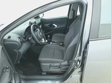 Toyota Yaris Active 1.0 Benzina 72CV Manuale Sedili