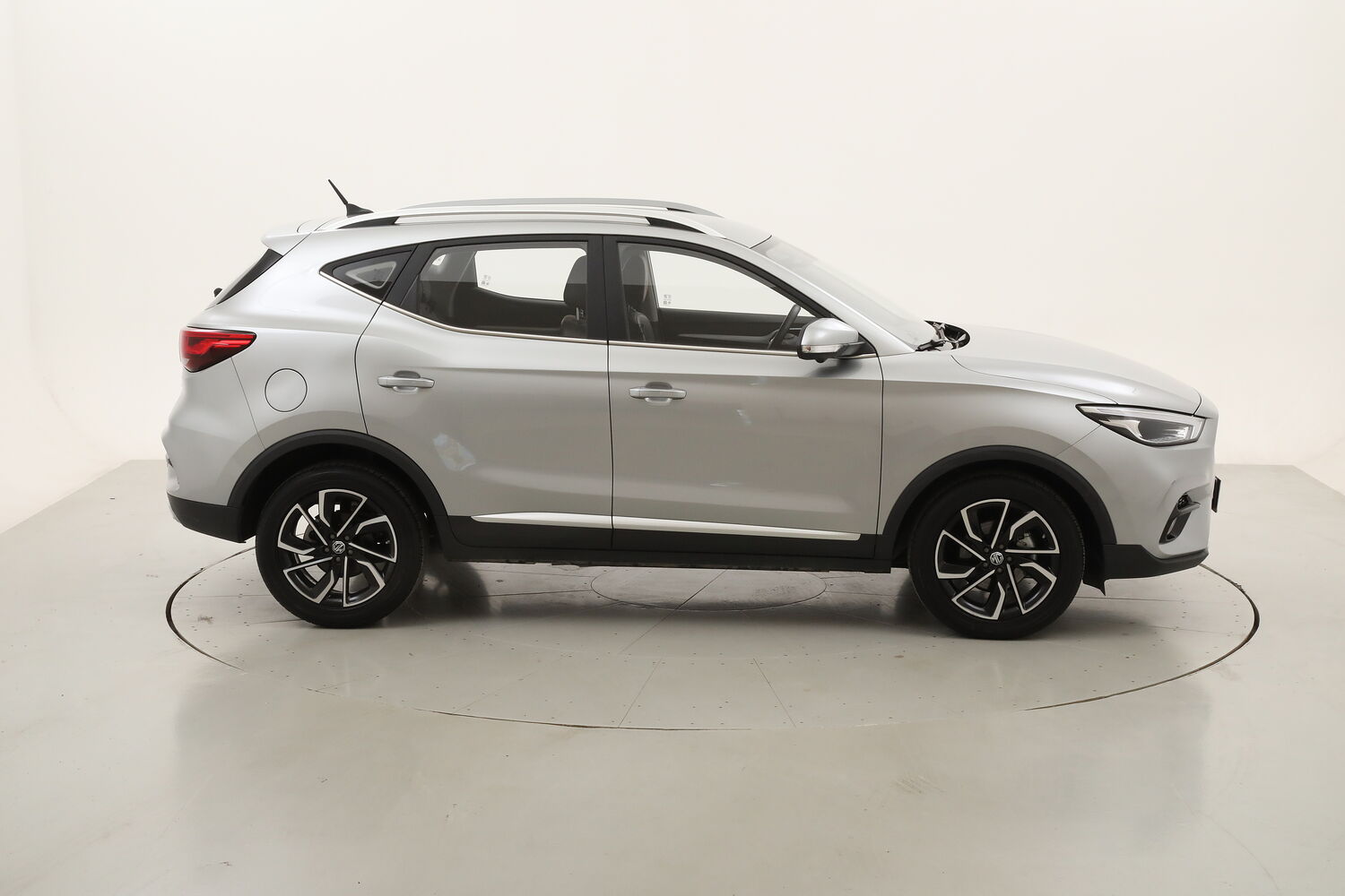 MG ZS Luxury usata del 2023 con 23.842 km