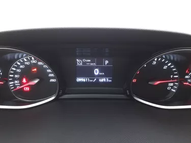 Peugeot 308 Business EAT6 1.5 Diesel 131CV Automatico Interni