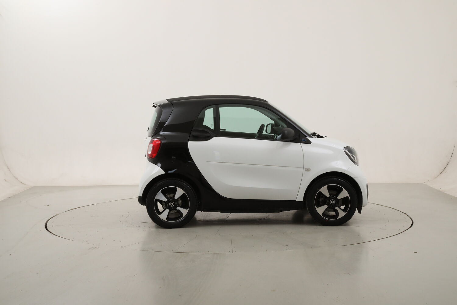 Smart Fortwo EQ Passion usata del 2021 con 53.919 km