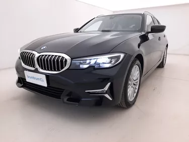 BMW Serie 3 318d 48V Touring Luxury 2.0 Mild Hybrid 150CV Automatico Visione frontale