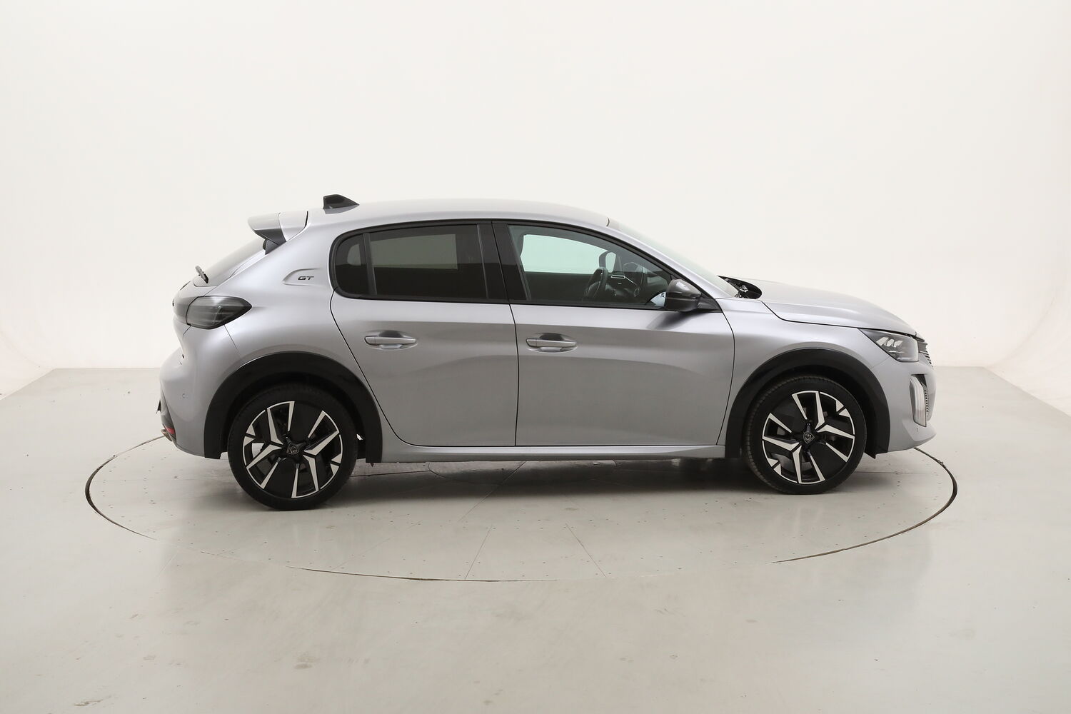 Peugeot 208 GT usata del 2024 con 19.804 km