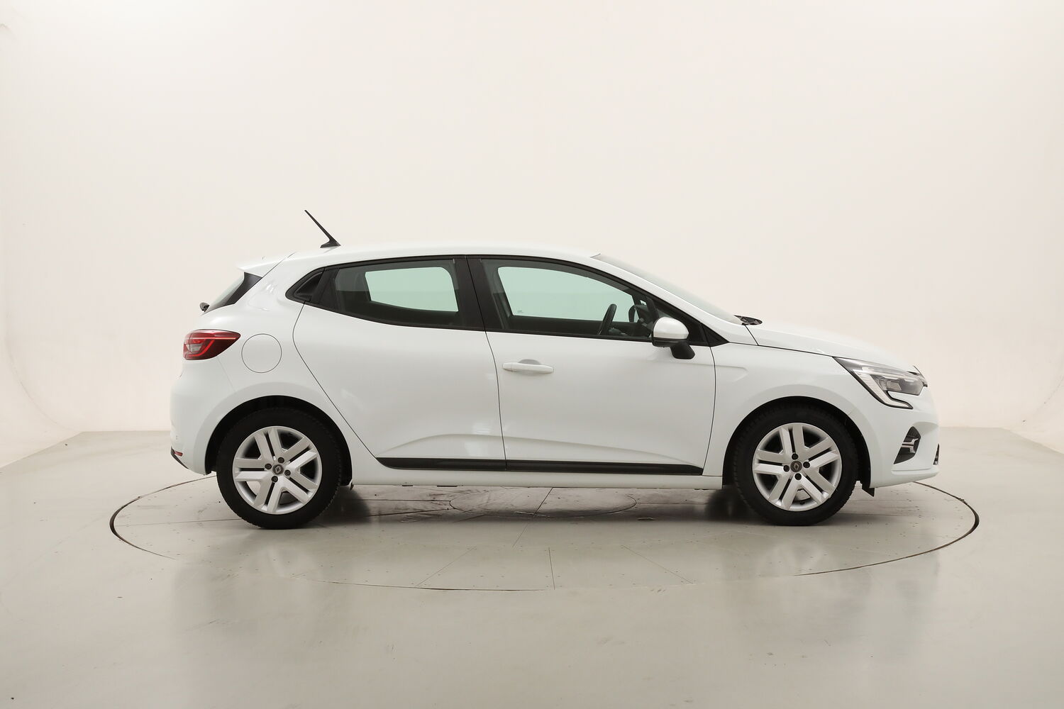 Renault Clio Business usata del 2021 con 24.185 km