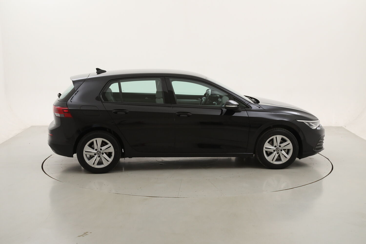 Volkswagen Golf Life DSG usata del 2021 con 24.513 km