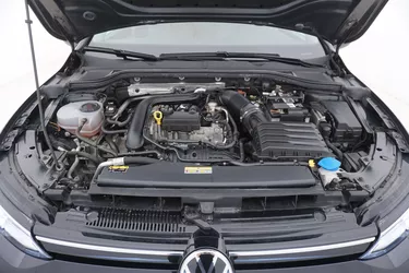 Volkswagen Golf Life DSG 1.0 Mild Hybrid 110CV Automatico Vano motore
