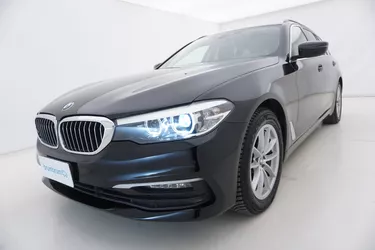 BMW Serie 5 520d xDrive Touring Business 2.0 Diesel 190CV Automatico Visione frontale