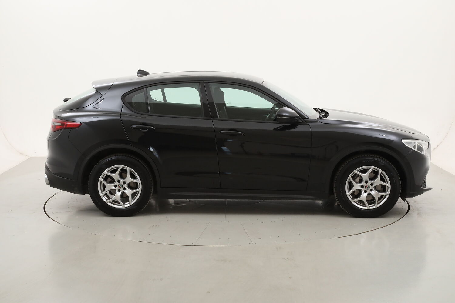 Alfa Romeo Stelvio Business AT8 usata del 2021 con 118.137 km