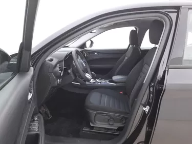 Alfa Romeo Stelvio Business AT8 2.1 Diesel 160CV Automatico Sedili