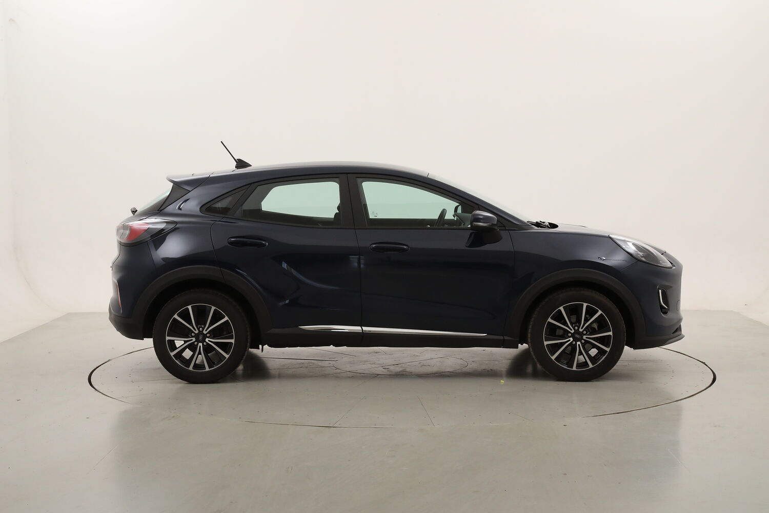 Ford Puma Hybrid Titanium usata del 2022 con 46.429 km