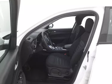 Alfa Romeo Stelvio Business Q4 AT8 2.1 Diesel 190CV Automatico Sedili