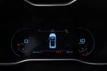 MG ZS Luxury 1.0 Benzina 111CV Manuale Interni