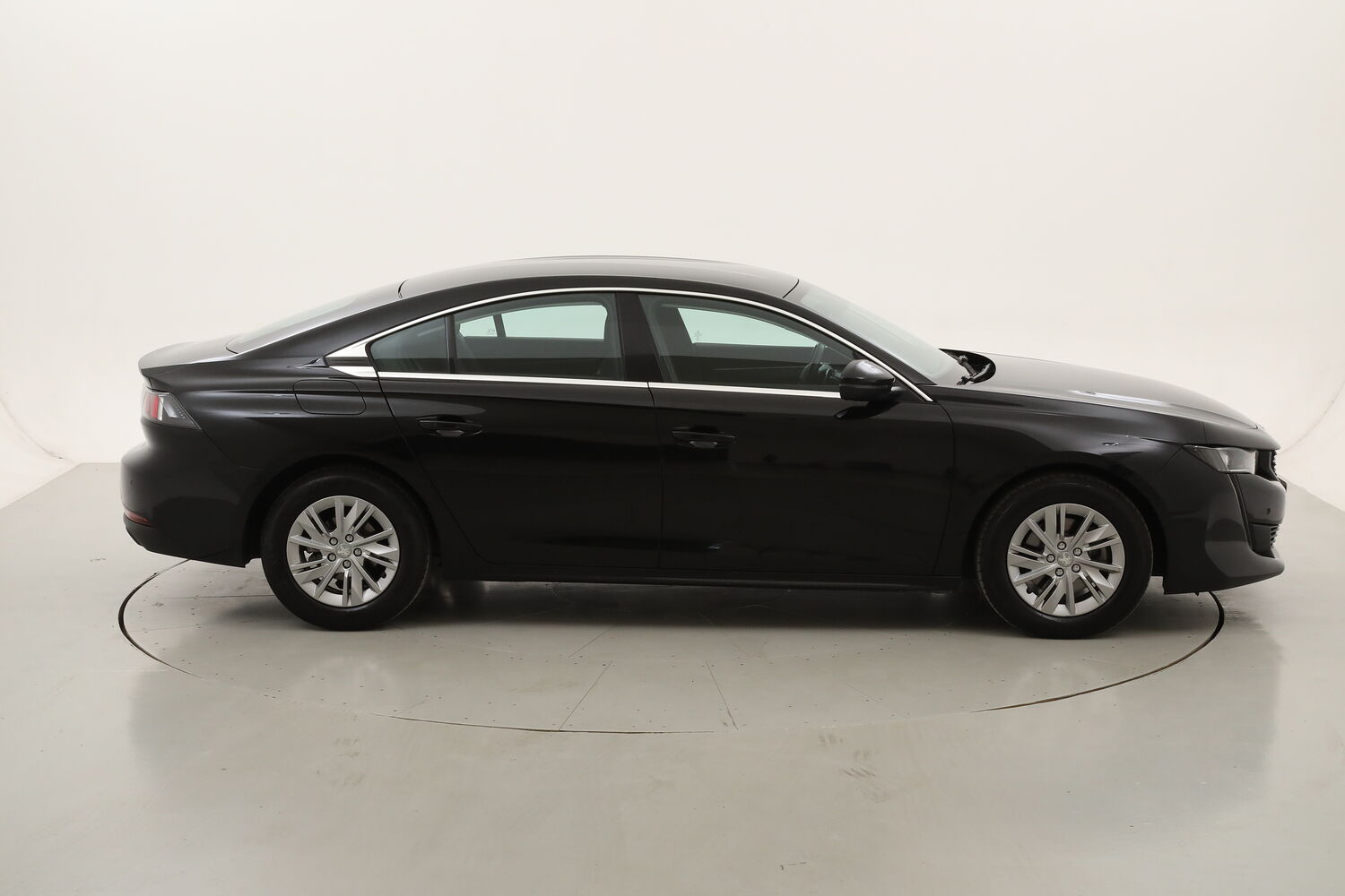 Peugeot 508 Active Business EAT8 usata del 2021 con 64.152 km