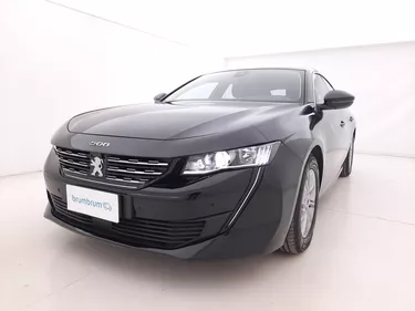 Peugeot 508 Active Business EAT8 1.5 Diesel 131CV Automatico Visione frontale