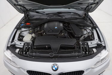 Vano motore di BMW Serie 3