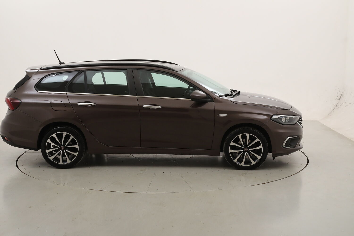 Fiat Tipo SW Lounge DCT usata del 2021 con 114.182 km