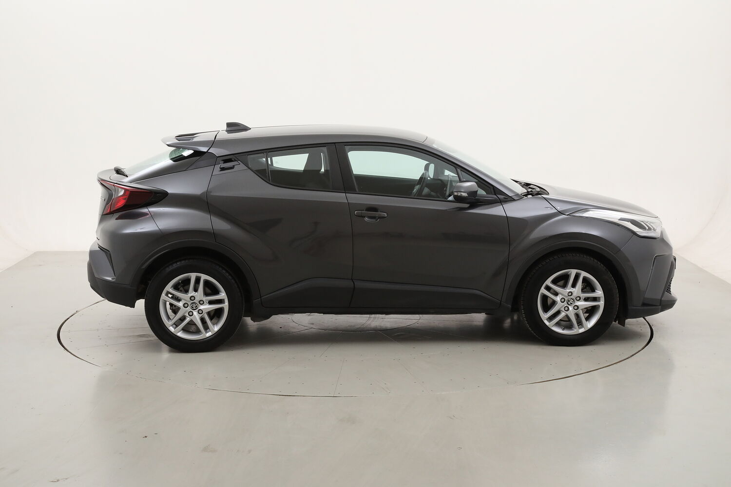 Toyota C-HR Hybrid Business usata del 2023 con 22.573 km