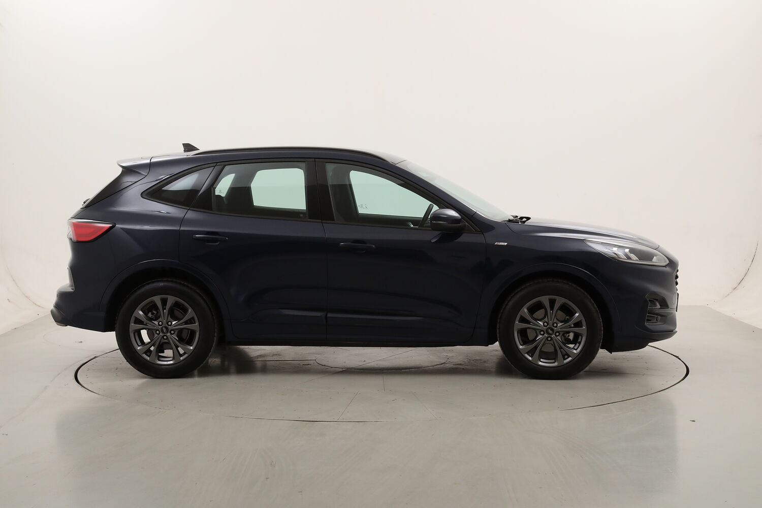 Ford Kuga Hybrid ST-Line usata del 2022 con 57.327 km