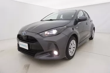 Toyota Yaris Hybrid Business 1.5 Full Hybrid 116CV Automatico Visione frontale